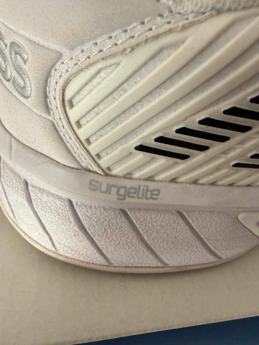 EUC K-Swiss Hypercourt Express 2 Women’s 9.5 Tennis/Pickleball Court Shoes - Picture 9 of 10